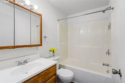 407 Jersey St, Silverton, OR 97381 - Photo 21