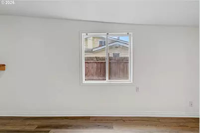 407 Jersey St, Silverton, OR 97381 - Photo 17