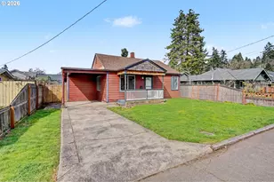 407 Jersey St, Silverton, OR 97381 - Photo 3