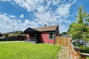 407 Jersey St, Silverton, OR 97381 - Photo 3