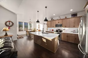 465 SE Sumner Dr, Prineville, OR 97754 - Photo 7