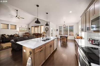 465 SE Sumner Dr, Prineville, OR 97754 - Photo 9