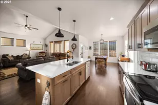 465 SE Sumner Dr, Prineville, OR 97754 - Photo 9