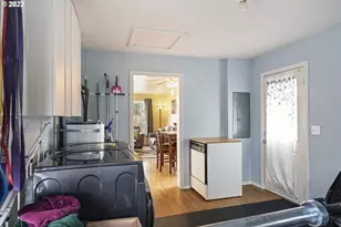 830 S 7th St, Cottage Grove, OR 97424 - Photo 23