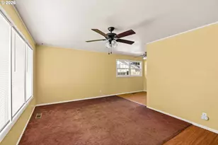 830 S 7th St, Cottage Grove, OR 97424 - Photo 7