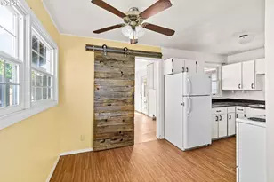 830 S 7th St, Cottage Grove, OR 97424 - Photo 15