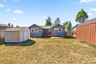 830 S 7th St, Cottage Grove, OR 97424 - Photo 17