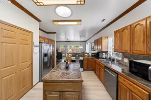 517 Rosichelli Dr, Brookings, OR 97415 - Photo 9