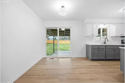 4528 SE 111th Ave, Portland, OR 97266 - Photo 11