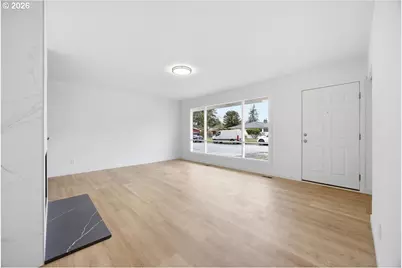 4528 SE 111th Ave, Portland, OR 97266 - Photo 9