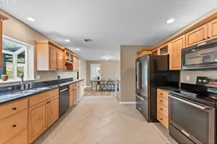 3257 NE Follett St, Roseburg, OR 97470 - Photo 23