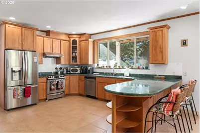 238 25th St, Long Beach, WA 98631 - Photo 9