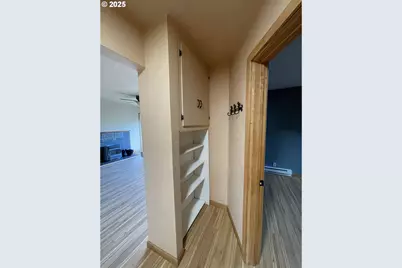 1820 Dogwood Ave, Reedsport, OR 97467 - Photo 5