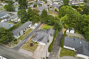 732 3rd St, Brookings, OR 97415 - Photo 45