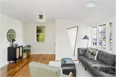 6126 NE 12th Ave, Portland, OR 97211 - Photo 3