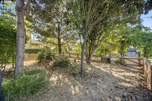 6126 NE 12th Ave, Portland, OR 97211 - Photo 39