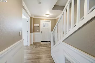 272 Laurine St NE, Salem, OR 97301 - Photo 5