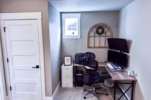 15315 SE Lewis St, Happy Valley, OR 97086 - Photo 25