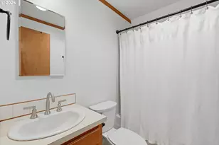 653 SW Tanglewood Cir, McMinnville, OR 97128 - Photo 19