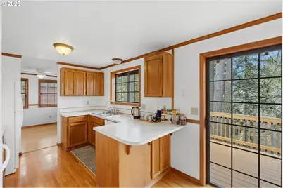 653 SW Tanglewood Cir, McMinnville, OR 97128 - Photo 13