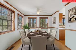 653 SW Tanglewood Cir, McMinnville, OR 97128 - Photo 11