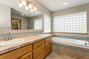 2687 NW Oak Ridge Dr, McMinnville, OR 97128 - Photo 33