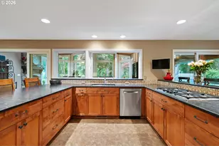 21917 NE 28th St, Camas, WA 98607 - Photo 15