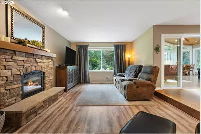 21917 NE 28th St, Camas, WA 98607 - Photo 9