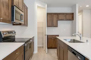 936 NW 178th Wy, Ridgefield, WA 98642 - Photo 9