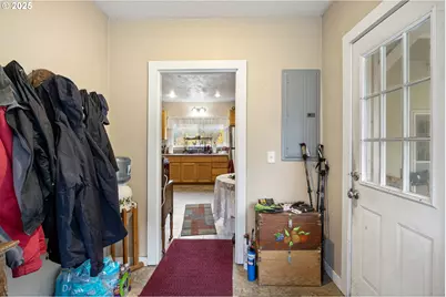 27403 State Highway 38, Elkton, OR 97436 - Photo 23