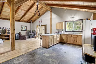 27403 State Hwy 38, Elkton, OR 97436 - Photo 39