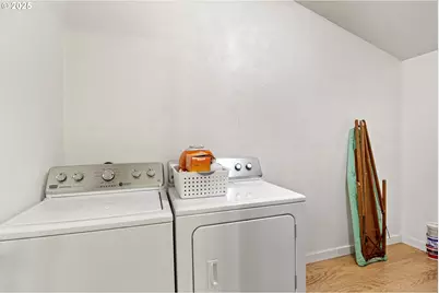 27403 State Highway 38, Elkton, OR 97436 - Photo 29