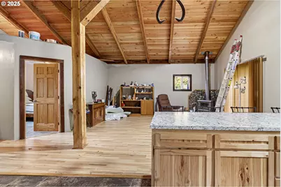 27403 State Highway 38, Elkton, OR 97436 - Photo 43