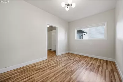 2704 SE 84th Ave, Portland, OR 97266 - Photo 15