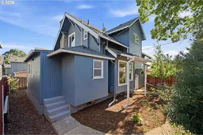 2704 SE 84th Ave, Portland, OR 97266 - Photo 31