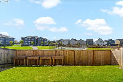 2324 Killian Spring Dr, Woodburn, OR 97071 - Photo 33