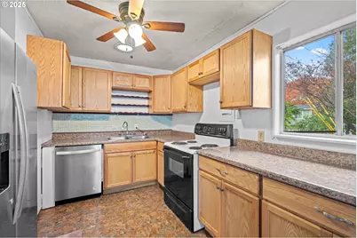 4690 Idaho Ave, Salem, OR 97305 - Photo 7