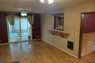 4227 SE 54th Ave, Portland, OR 97206 - Photo 9