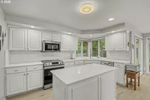 6356 Castle Pines Cir N, Keizer, OR 97303 - Photo 9