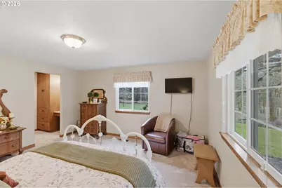 39692 Lacomb Dr, Lebanon, OR 97355 - Photo 15