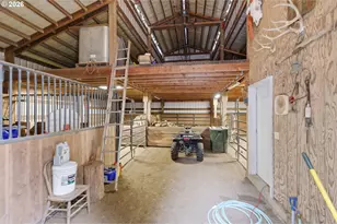 39692 Lacomb Dr, Lebanon, OR 97355 - Photo 41