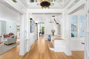 1728 NE Stanton St, Portland, OR 97212 - Photo 3