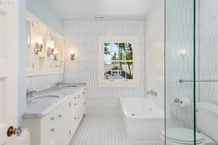 1728 NE Stanton St, Portland, OR 97212 - Photo 25