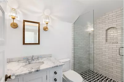 1728 NE Stanton St, Portland, OR 97212 - Photo 37