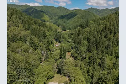 96710 Kentuck Way Ln, North Bend, OR 97459 - Photo 17