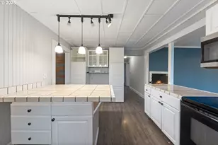 31778 S Hwy 213, Molalla, OR 97038 - Photo 9