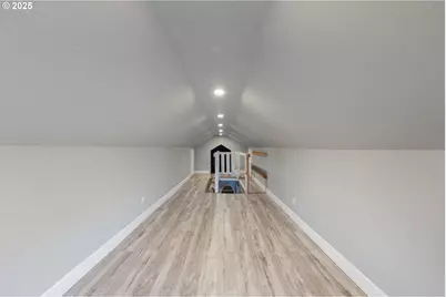 31778 S Hwy 213, Molalla, OR 97038 - Photo 25