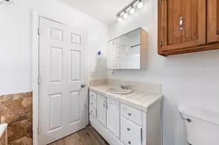 31778 S Hwy 213, Molalla, OR 97038 - Photo 23