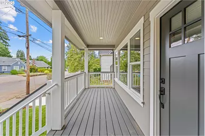 5834 N Atlantic Ave, Portland, OR 97217 - Photo 3
