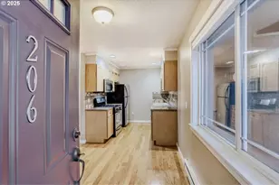 3925 SW Multnomah Blvd, Portland, OR 97219 - Photo 3